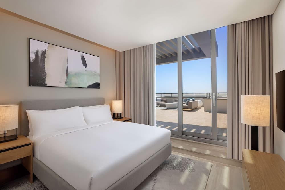 Bedroom in an apartment at DoubleTree by Hilton Yas Island Residences