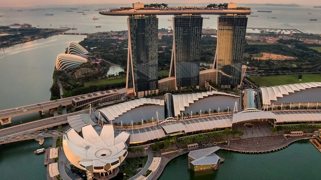 Marina Bay Sands and ArtScience Museum from above, Singapore